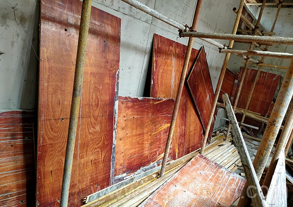 九層建筑模板費(fèi)用 模板厚度多少考慮因素 九層建筑模板費(fèi)用 模板厚度多少考慮因素